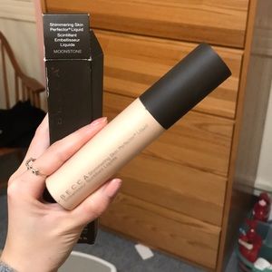 Becca Moonstone Skin Perfector